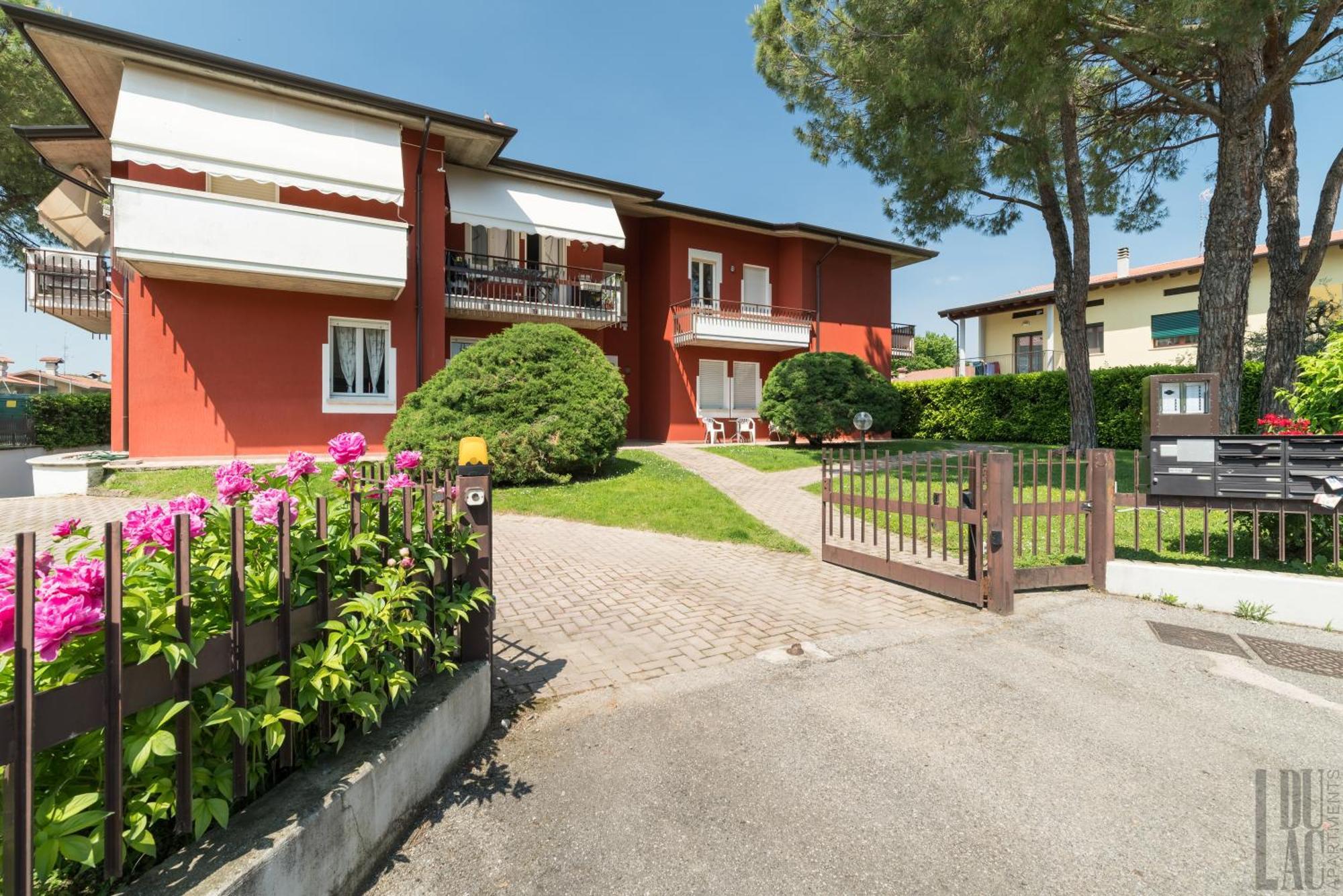 Belle Maison - Du Lac Apartments Sirmione Exterior photo